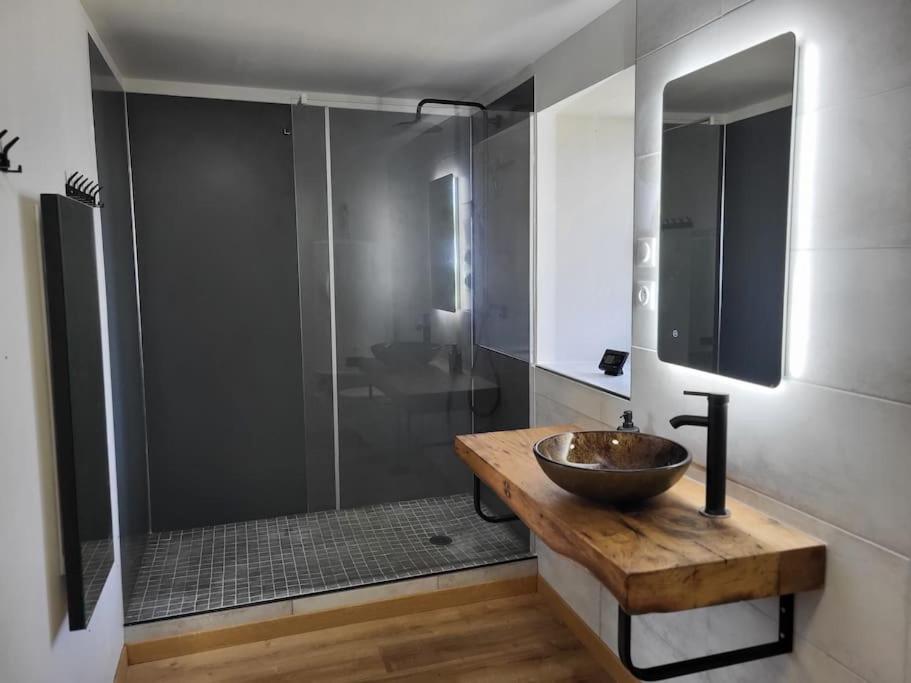 Gite Au Centre De La France Vesdun Екстер'єр фото